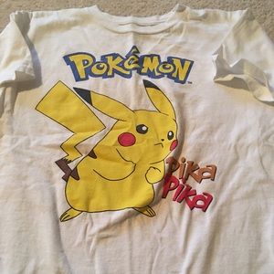 VEUC pokemon pikachu shirt